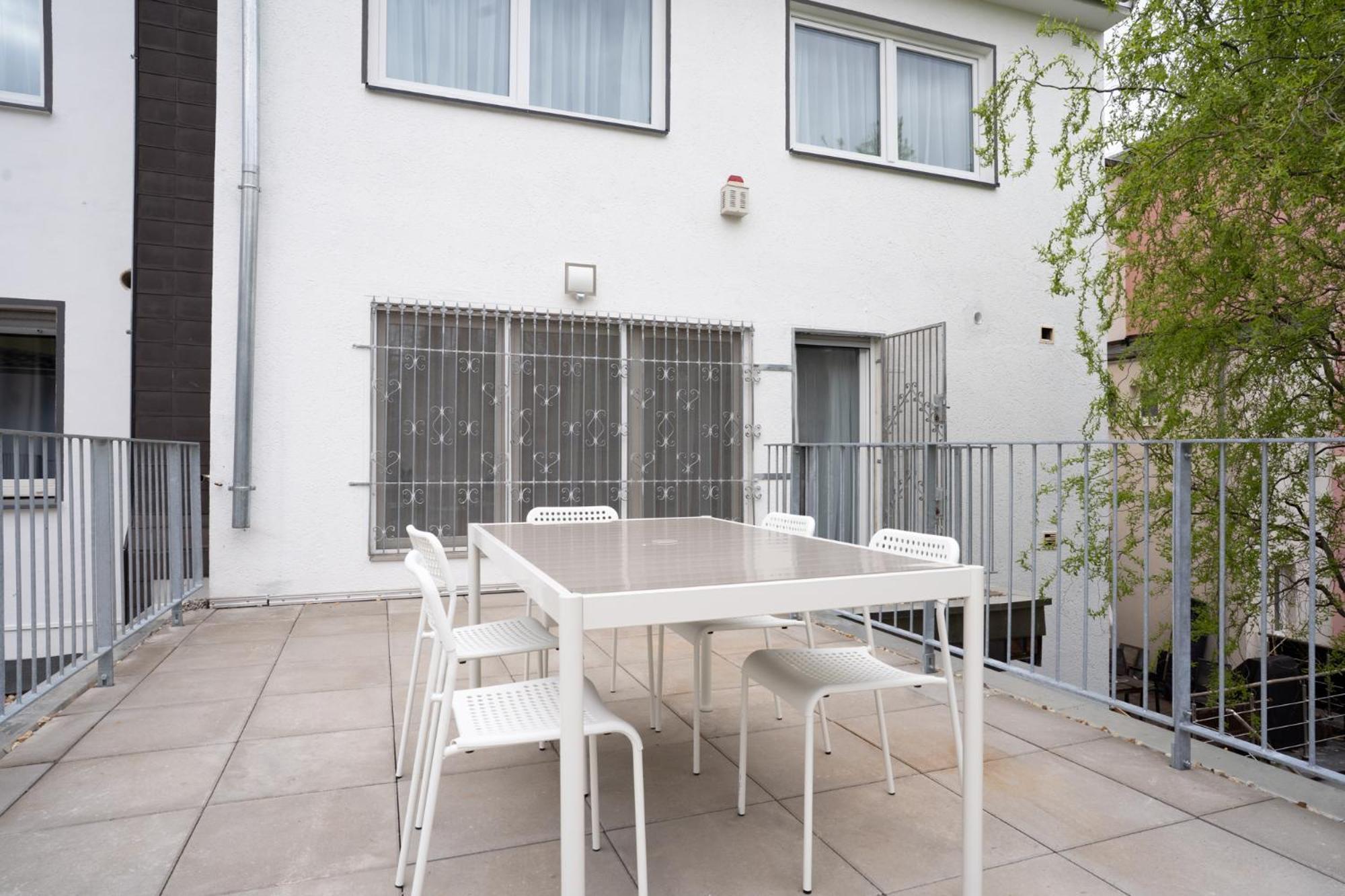 Central Bonn Apartments I Private Parking I Home2Share Esterno foto